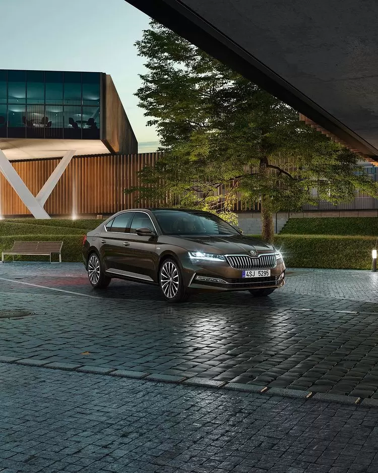 ŠKODA SUPERB AMBITION