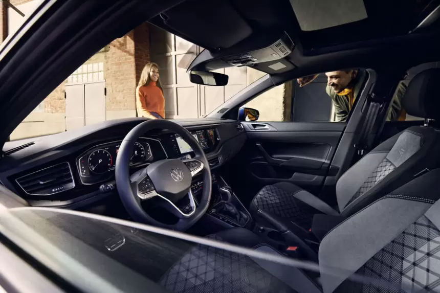Polo R Line World Premiere Still Interieur Po4866 Clean
