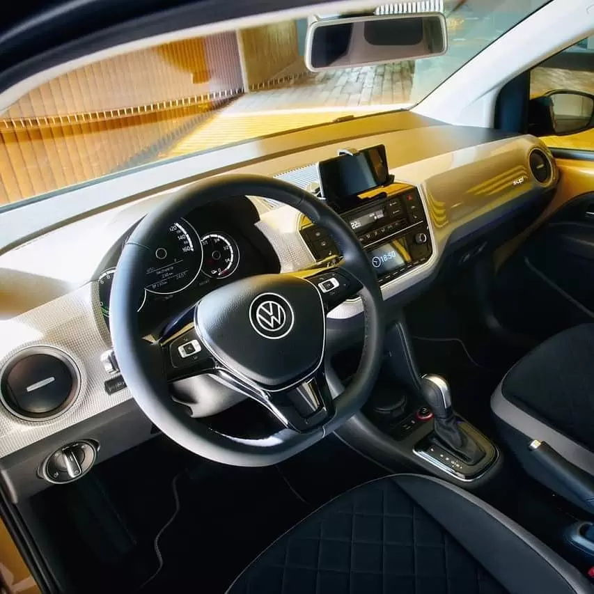 Volkswagen e-up! interior
