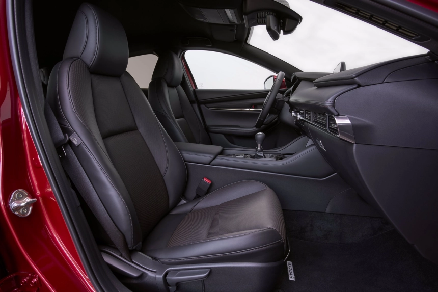 2025 Mazda3 Src Int 03