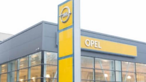 Opel Maniu