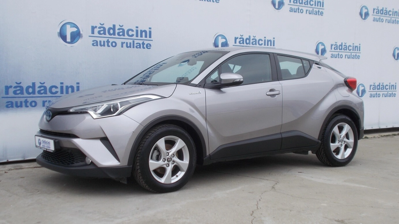 TOYOTA C-HR HYBRID