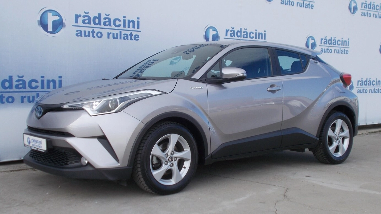 TOYOTA C-HR HYBRID