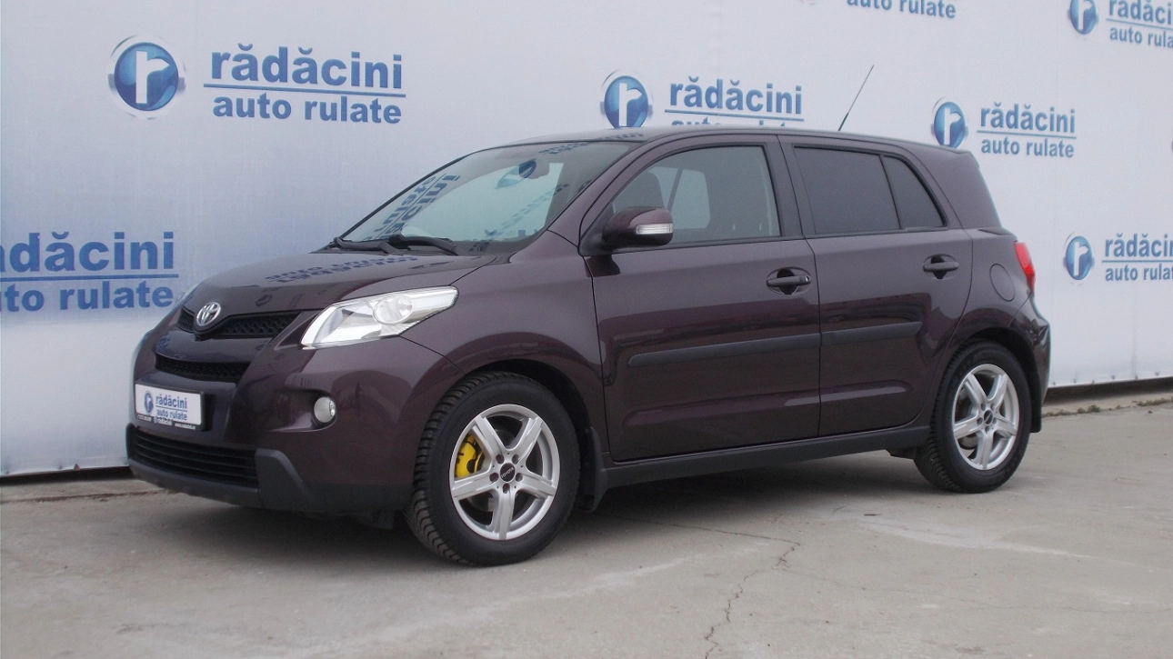 TOYOTA URBAN CRUISER Hatchback 2009