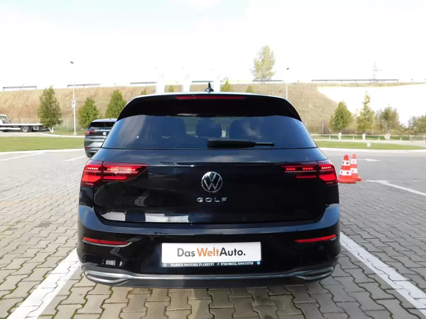 Volkswagen Golf Style 2.0 TDI DSG