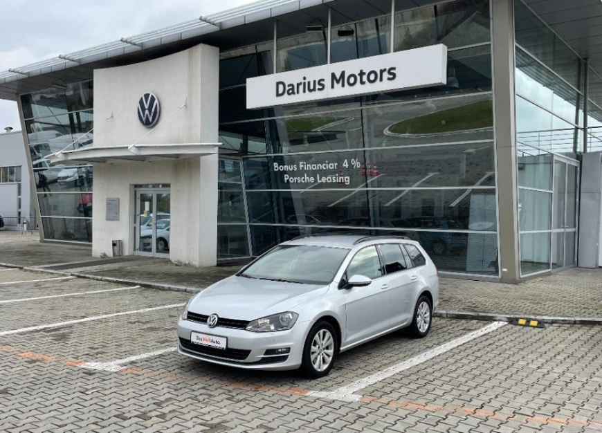 VOLKSWAGEN GOLF Variant Break 2016