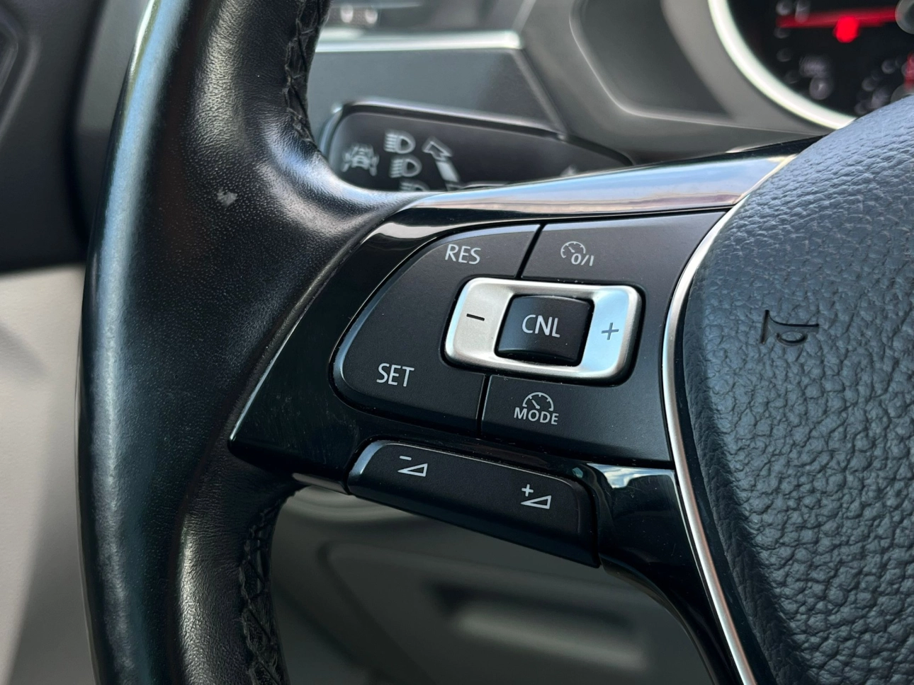 Volkswagen Tiguan 2.0 TDI 4Motion DSG SUV 2017