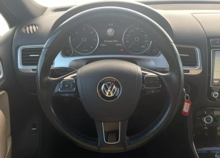 Volkswagen Touareg 3.0 V6 TDI SUV 2015