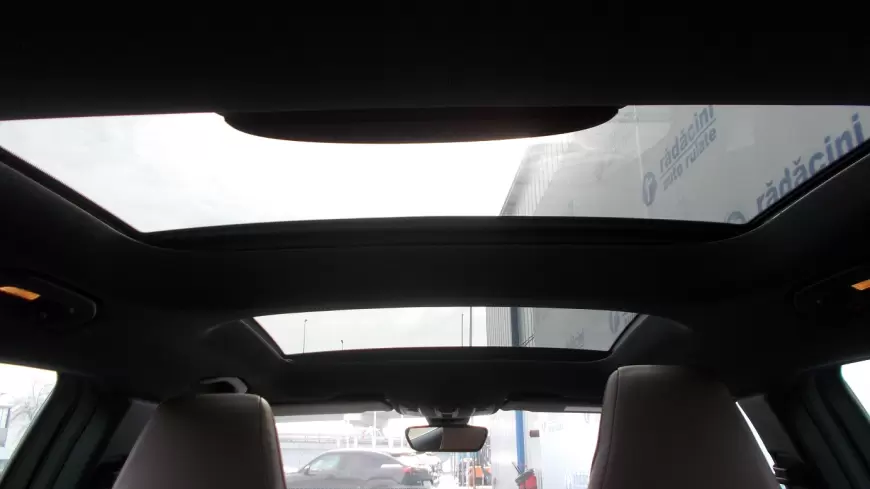 MERCEDES-BENZ GLA 200 SUV 2015