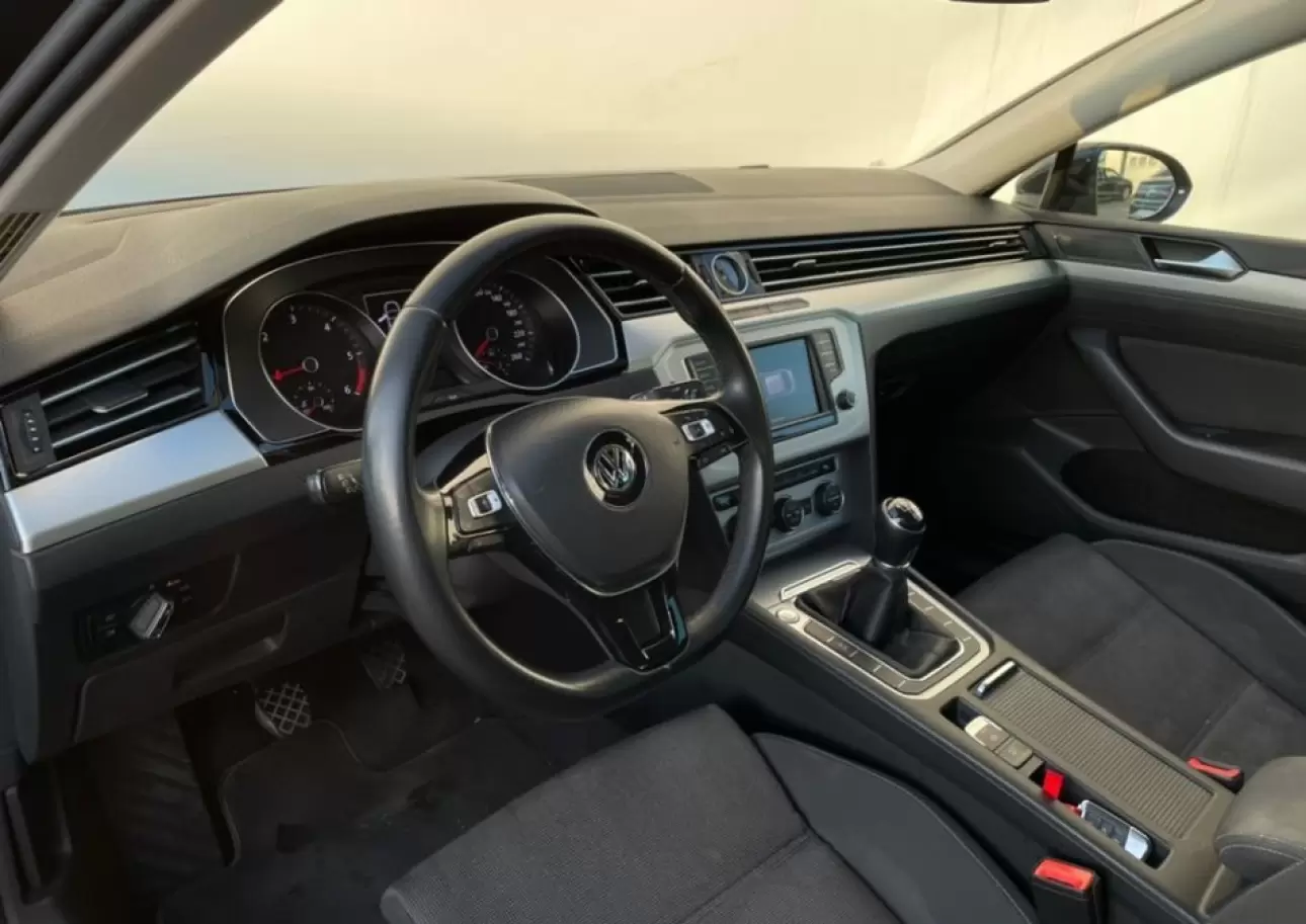 Volkswagen Passat Sedan 2017