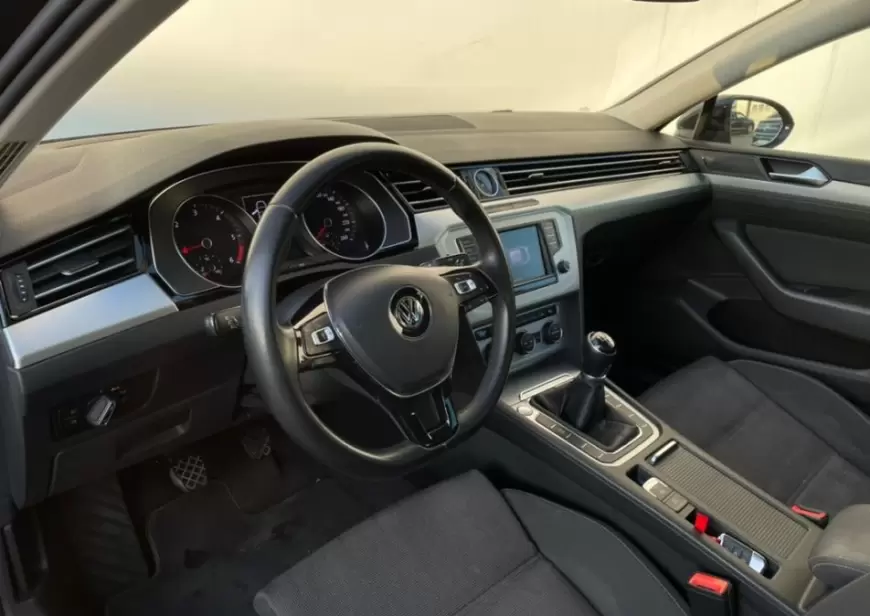 Volkswagen Passat Sedan 2017