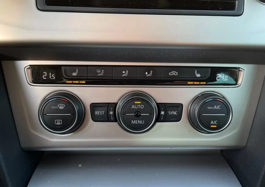 Volkswagen Passat Sedan 2017