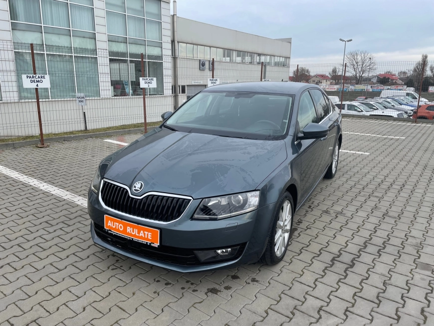 SKODA OCTAVIA Sedan 2017