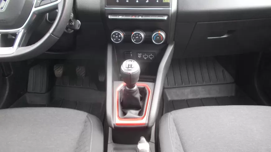RENAULT CLIO Hatchback 2019
