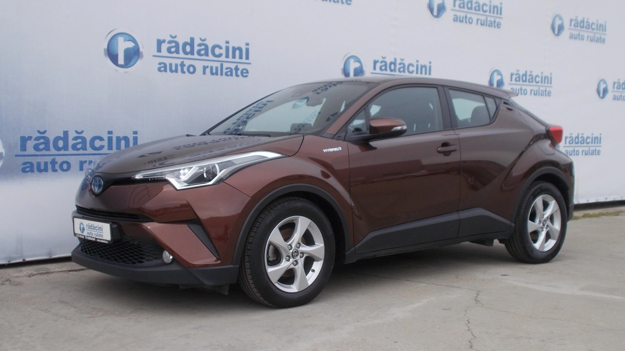 TOYOTA C-HR SUV 2018