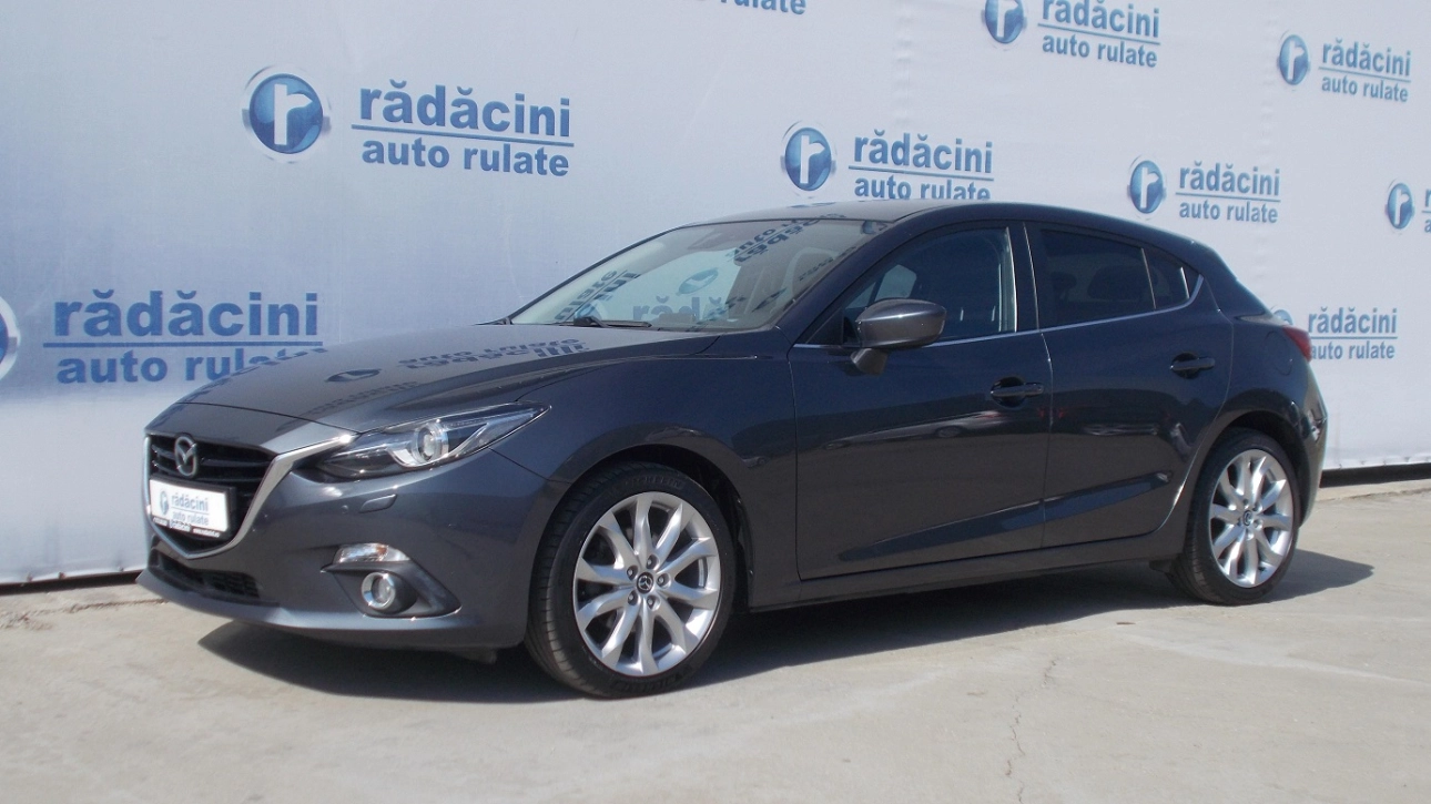 MAZDA 3 Hatchback 2015