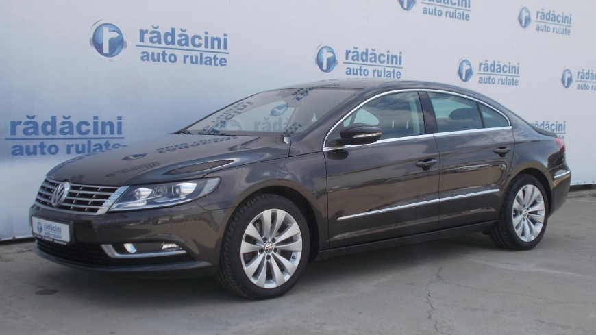 VOLKSWAGEN PASSAT CC Sedan 2013