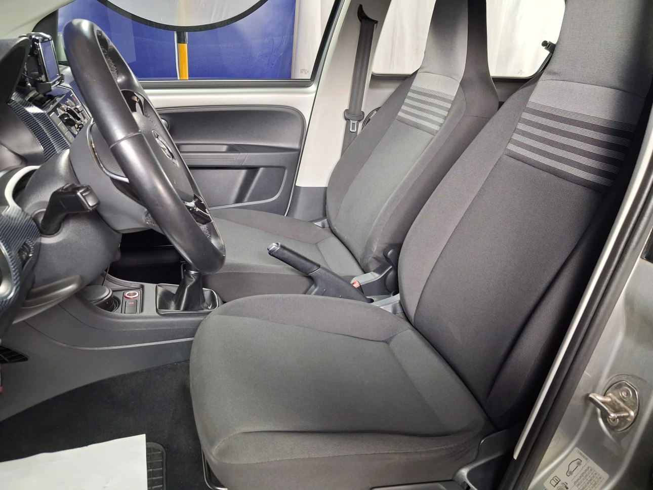 VOLKSWAGEN UP! 1.0i 75CP 2017