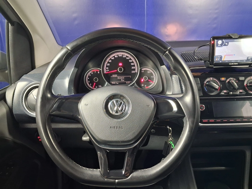 VOLKSWAGEN UP! 1.0i 75CP 2017