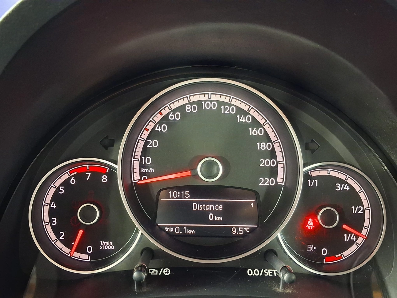 VOLKSWAGEN UP! 1.0i 75CP 2017