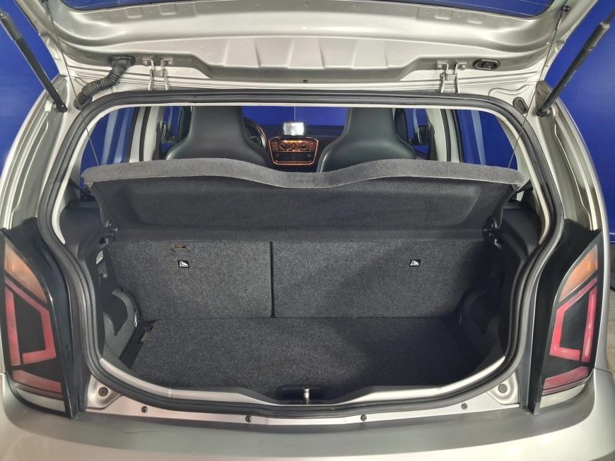 VOLKSWAGEN UP! 1.0i 75CP 2017
