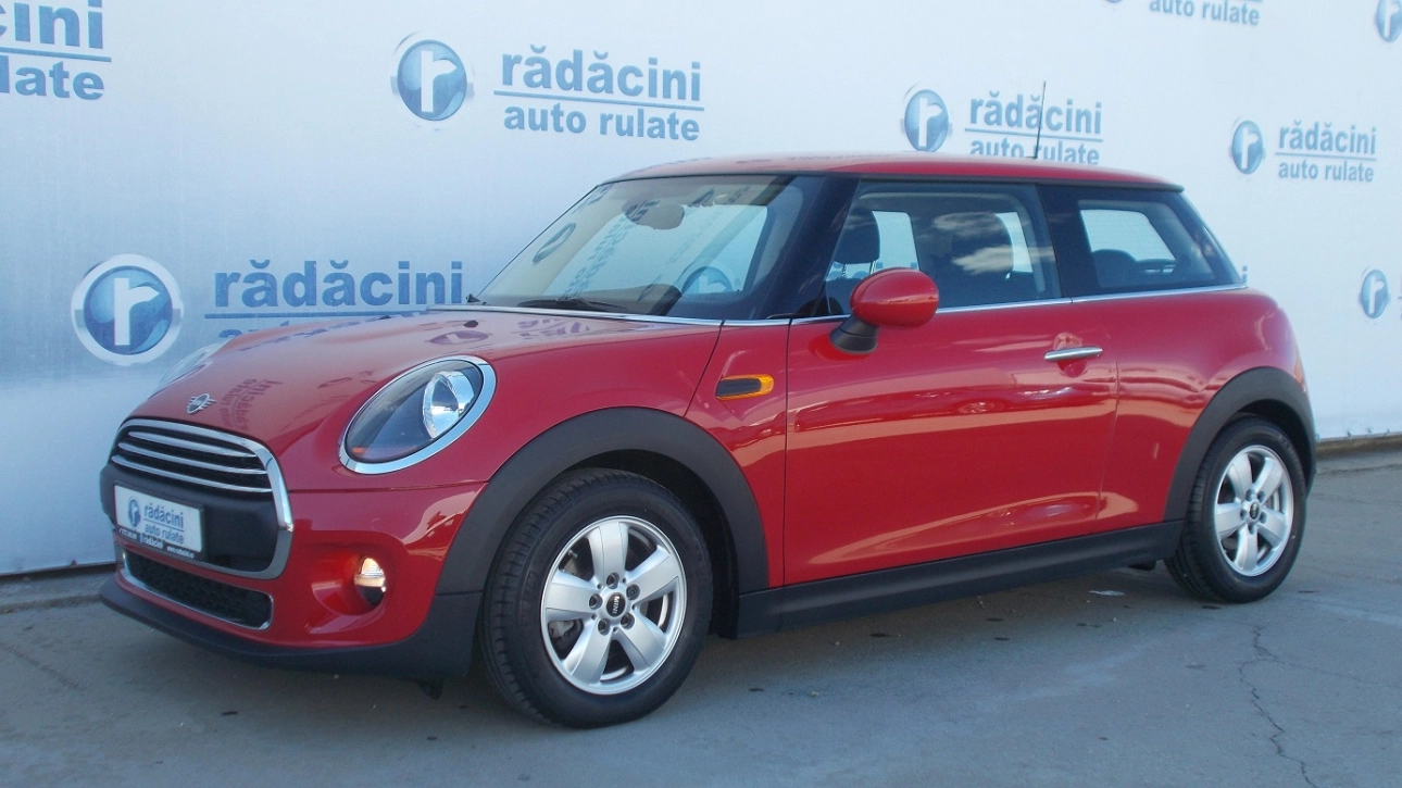 MINI ONE Hatchback 2019