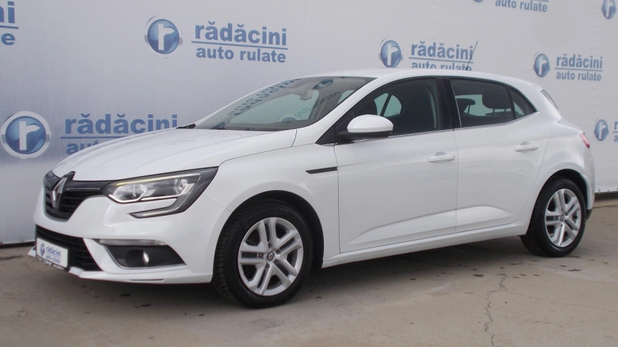 RENAULT MEGANE Hatchback 2017