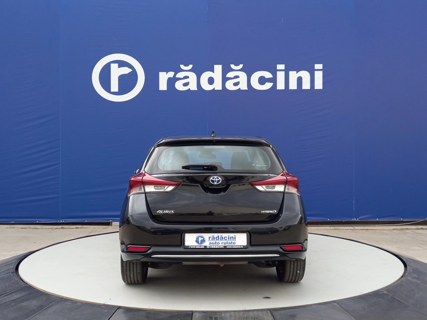 TOYOTA AURIS HYBRID Hatchback 2018