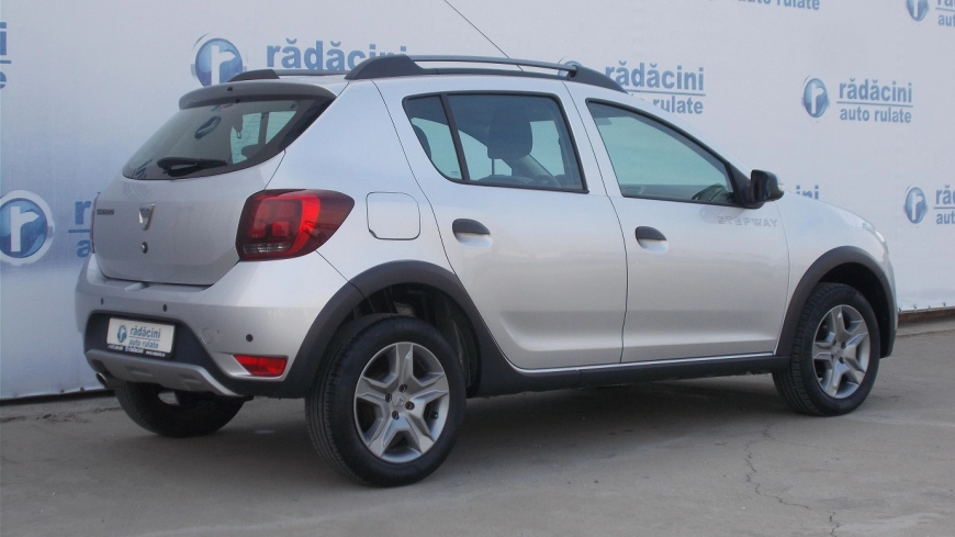 DACIA SANDERO STEPWAY Hatchback 2017