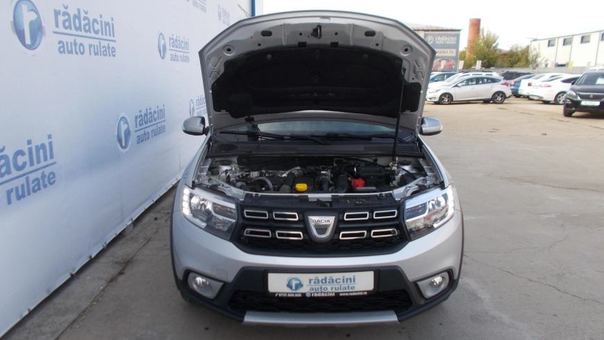 DACIA SANDERO STEPWAY Hatchback 2017