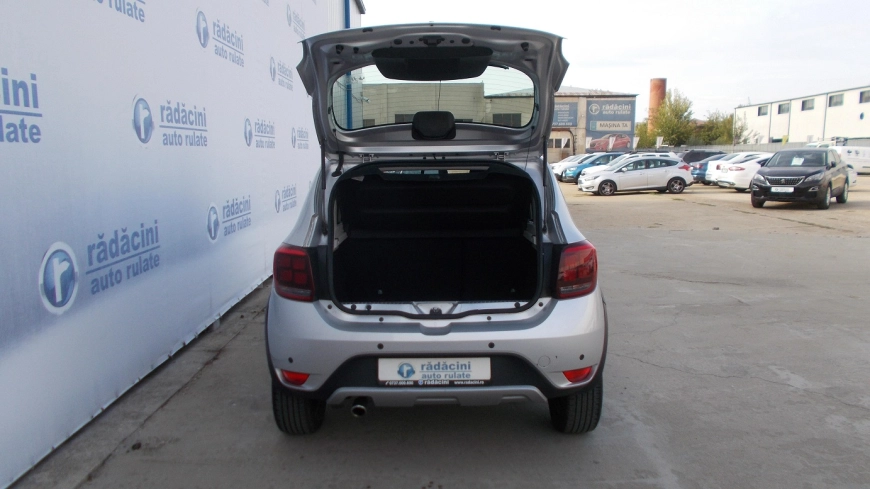 DACIA SANDERO STEPWAY Hatchback 2017