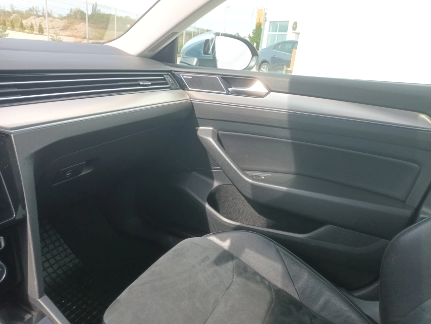 VOLKSWAGEN ARTEON Sedan 2018