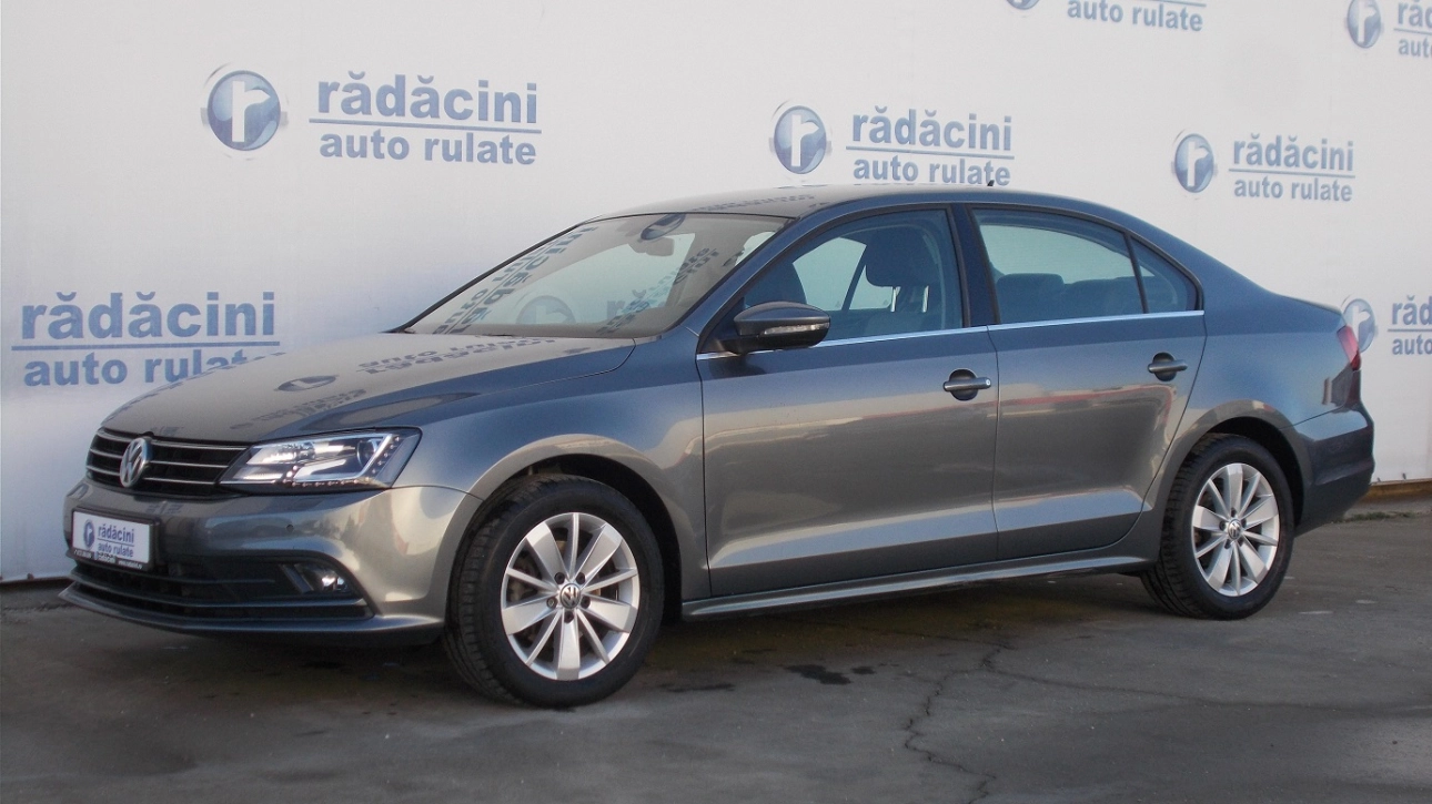 VOLKSWAGEN JETTA Sedan 2017