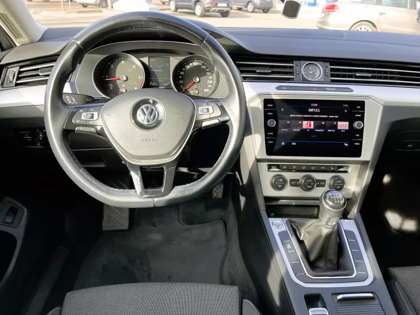 Volkswagen Passat Sedan 2018