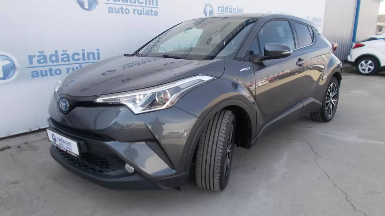 TOYOTA C-HR SUV 2018