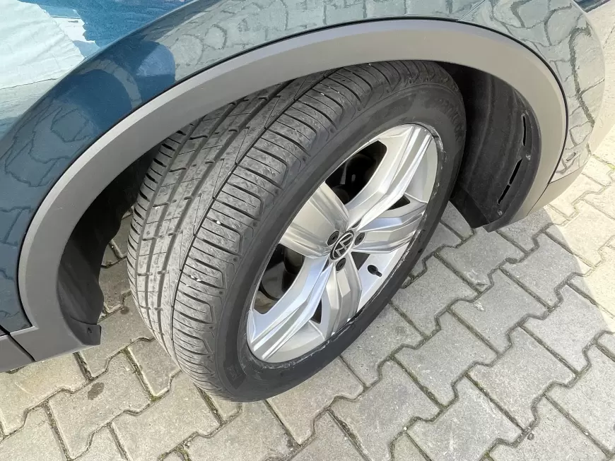 VOLKSWAGEN TIGUAN Hatchback 2022