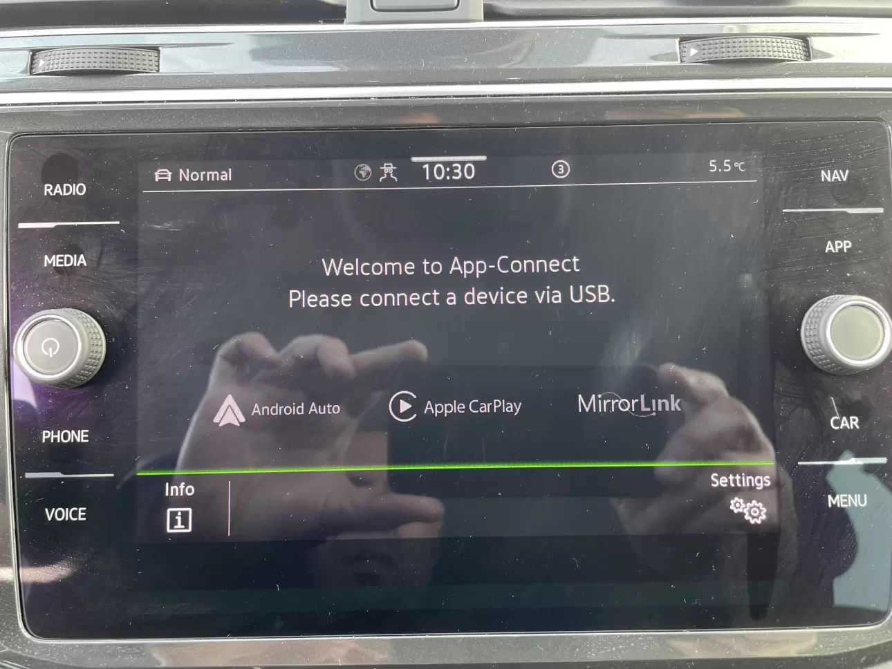 VOLKSWAGEN TIGUAN Hatchback 2022