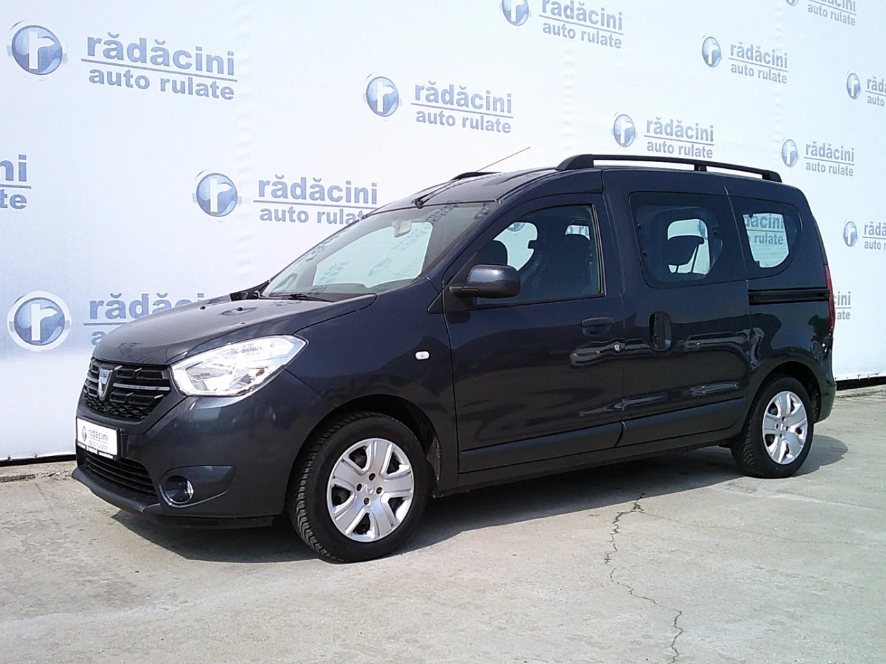 DACIA DOKKER Hatchback 2017