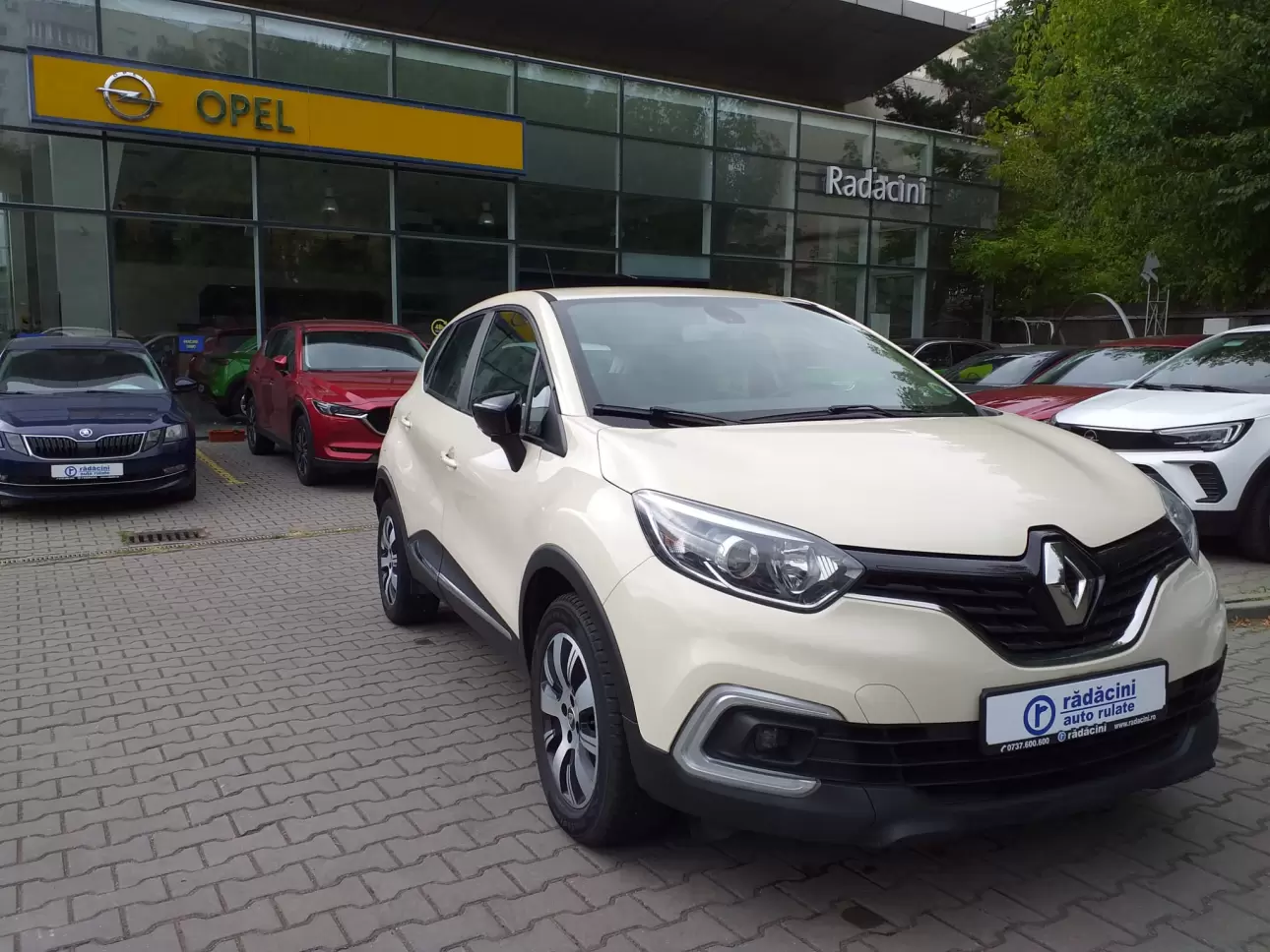 Renault Captur SUV 2018