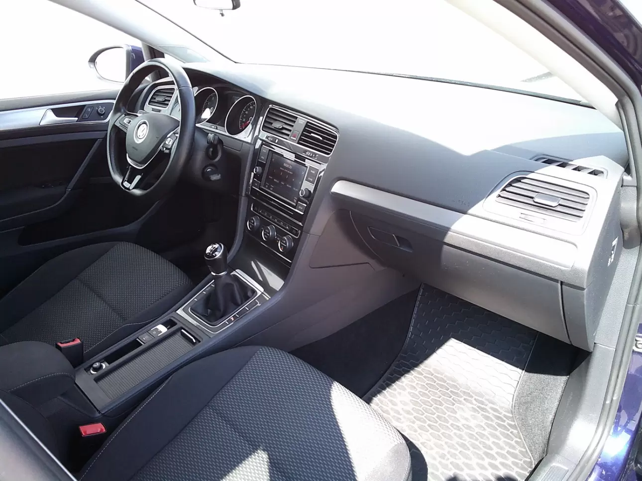 VOLKSWAGEN GOLF Hatchback 2018