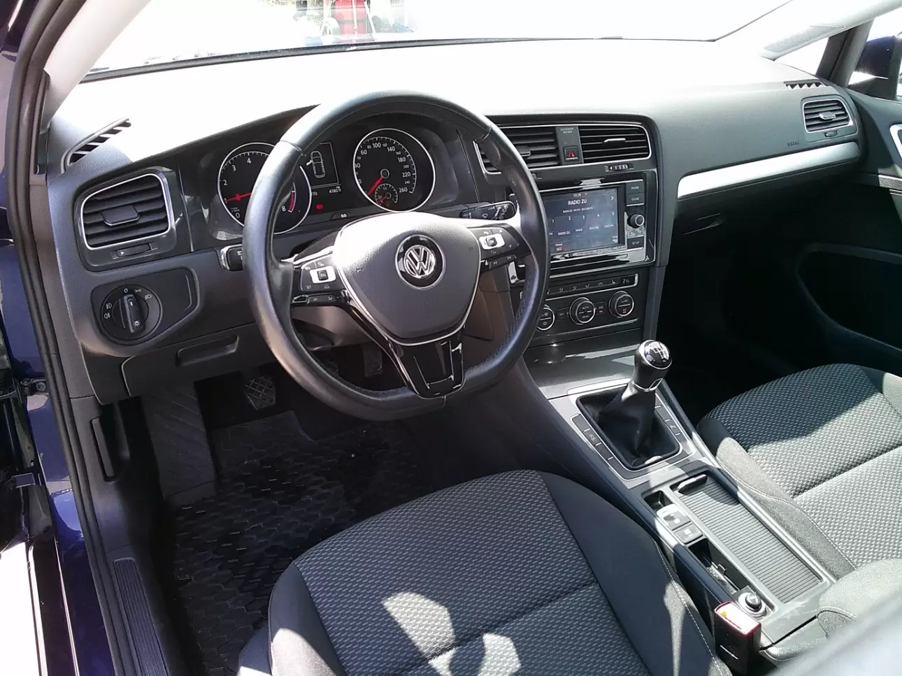 VOLKSWAGEN GOLF Hatchback 2018