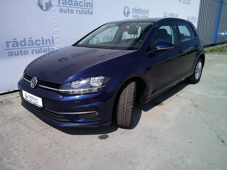 VOLKSWAGEN GOLF Hatchback 2018