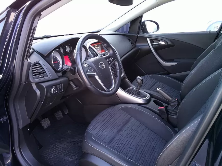 OPEL ASTRA J Sedan 2018