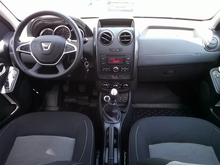 DACIA DUSTER SUV 2017