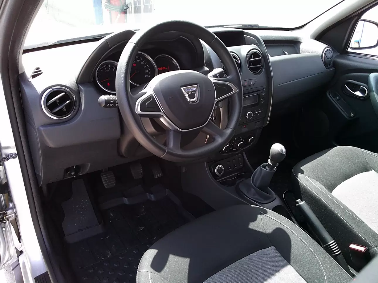 DACIA DUSTER SUV 2017