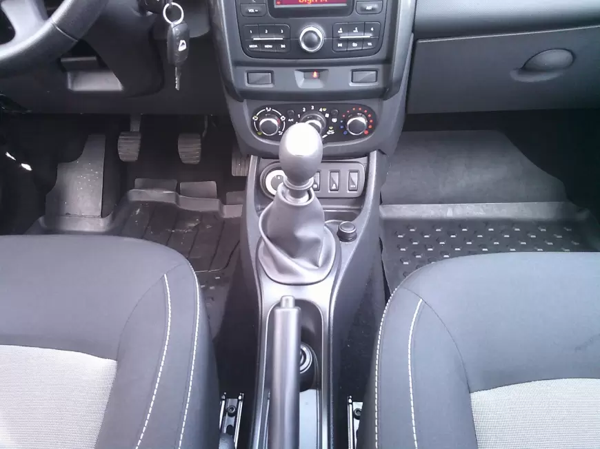 DACIA DUSTER SUV 2017