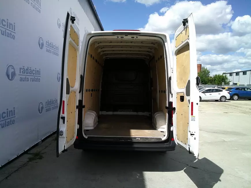 VOLKSWAGEN CRAFTER Van 2018