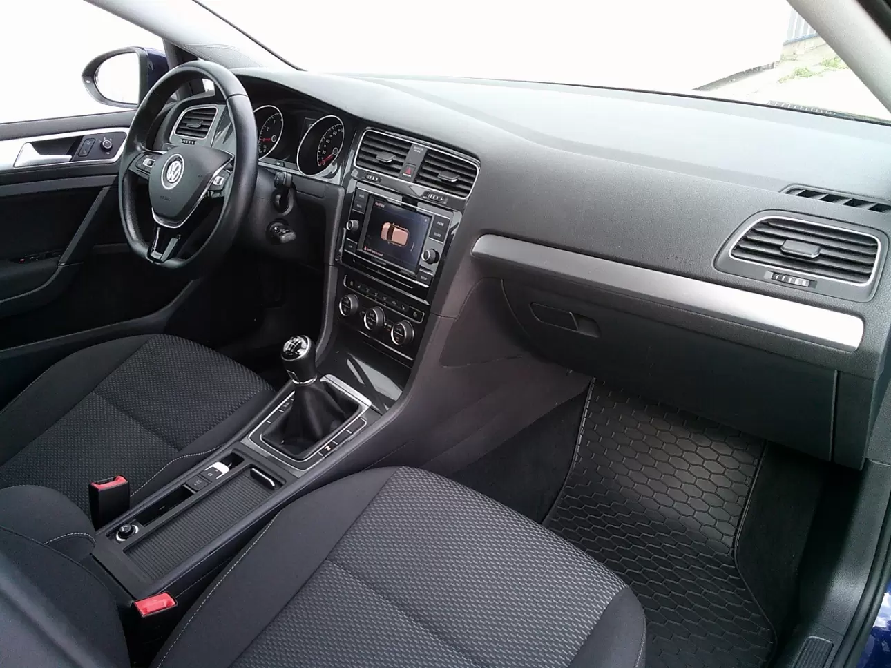 VOLKSWAGEN GOLF Hatchback 2018