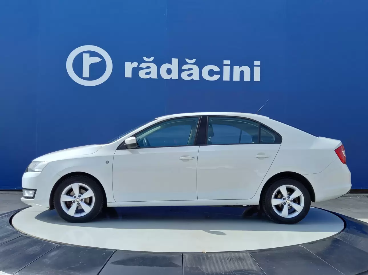 SKODA RAPID Hatchback 2013