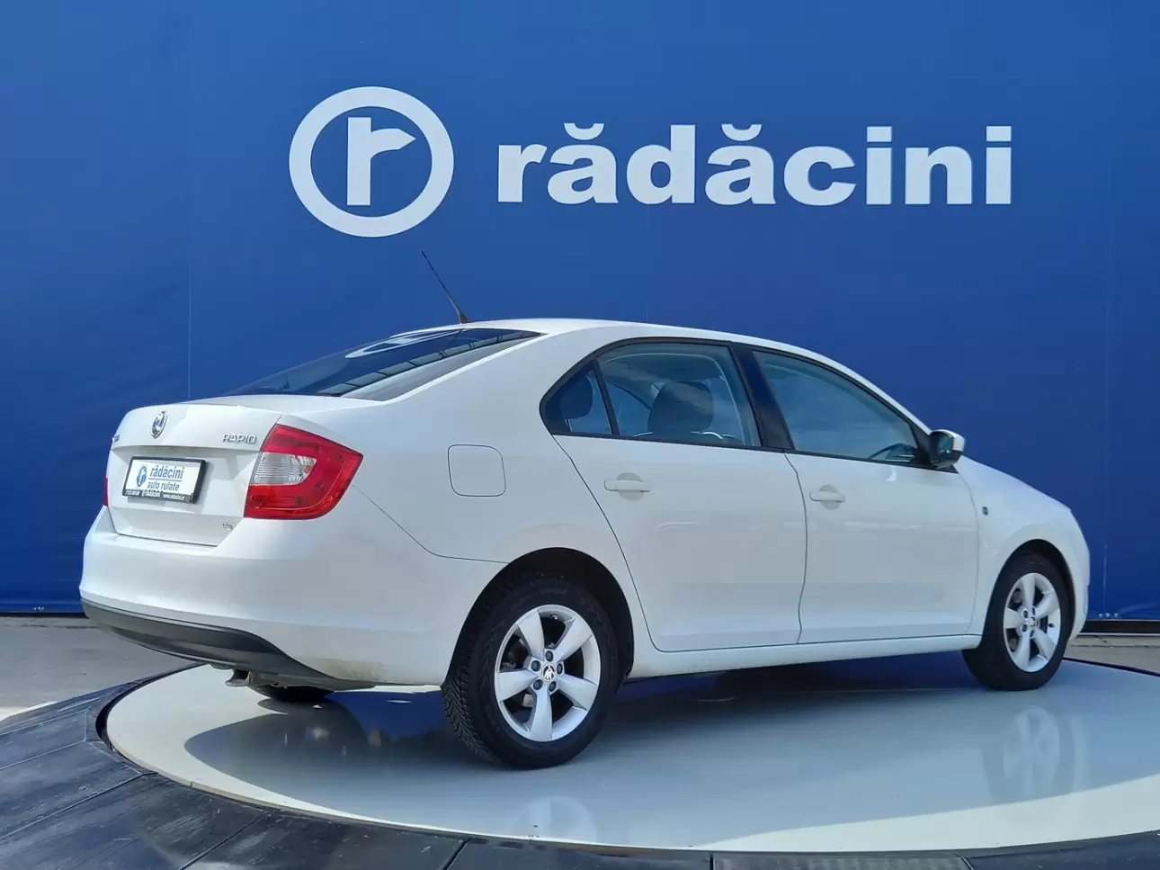 SKODA RAPID Hatchback 2013